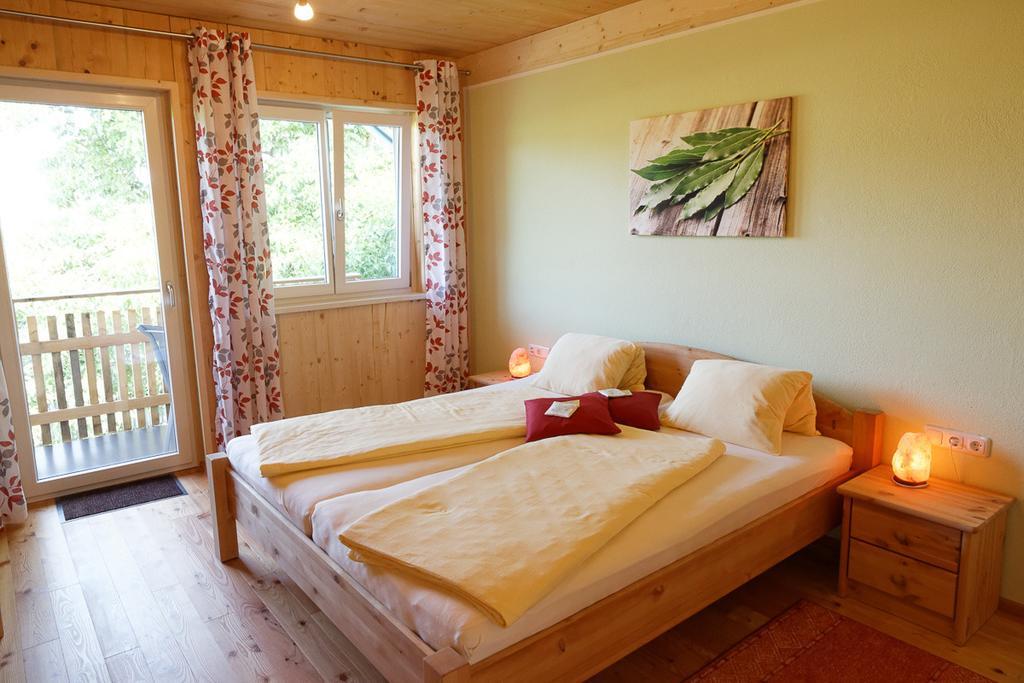 Hildegard Naturhaus Kirchberg bei Mattighofen Luaran gambar